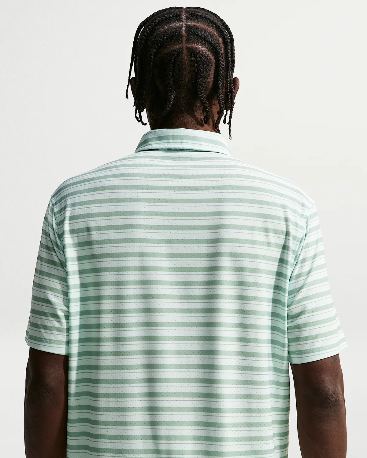 Мужское поло Nike Tailored Performance Dri-FIT Golf, Steam/Barely Green/Steam — фото 2