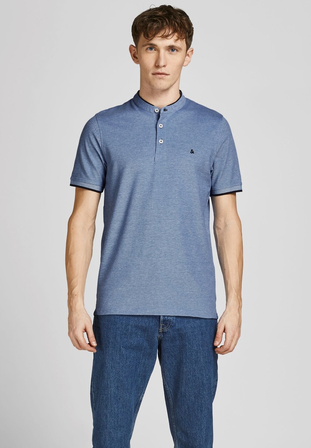 

Базовая футболка EPAULOS MAO SS NOOS Jack & Jones, яркий кобальт