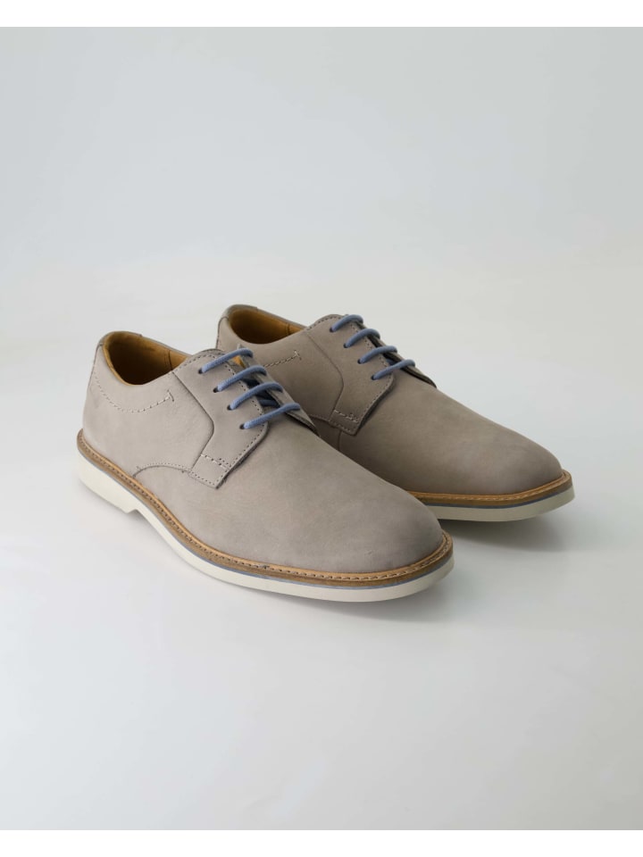 

Туфли на шнуровке Clarks, серый