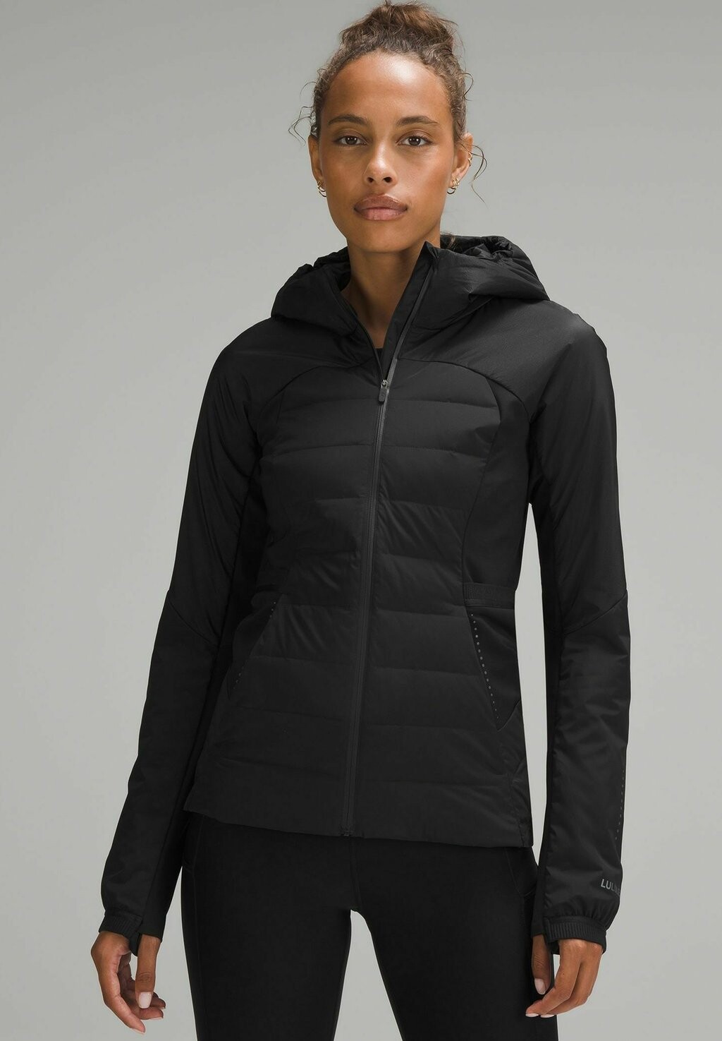 

Пуховик Down For It All lululemon, черный