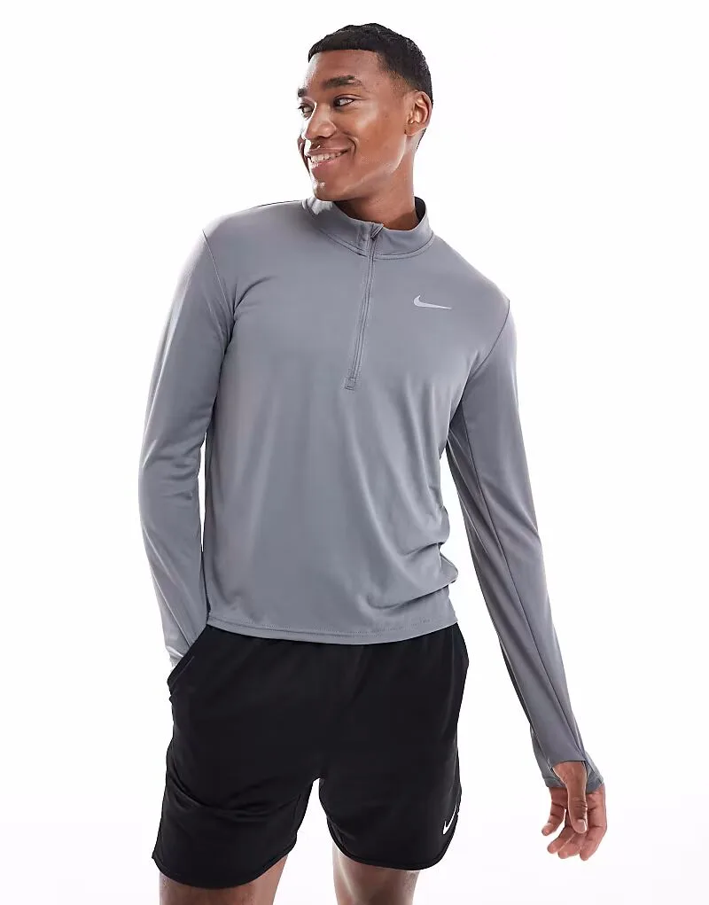 Футболка Nike Running Pacer Dri-FIT с длинными рукавами и молнией до середины груди, серая — фото 3