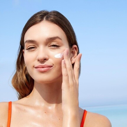 Dermolab Солнцезащитный спрей с высокой защитой SPF 30, водостойкий, 150 мл — фото 3