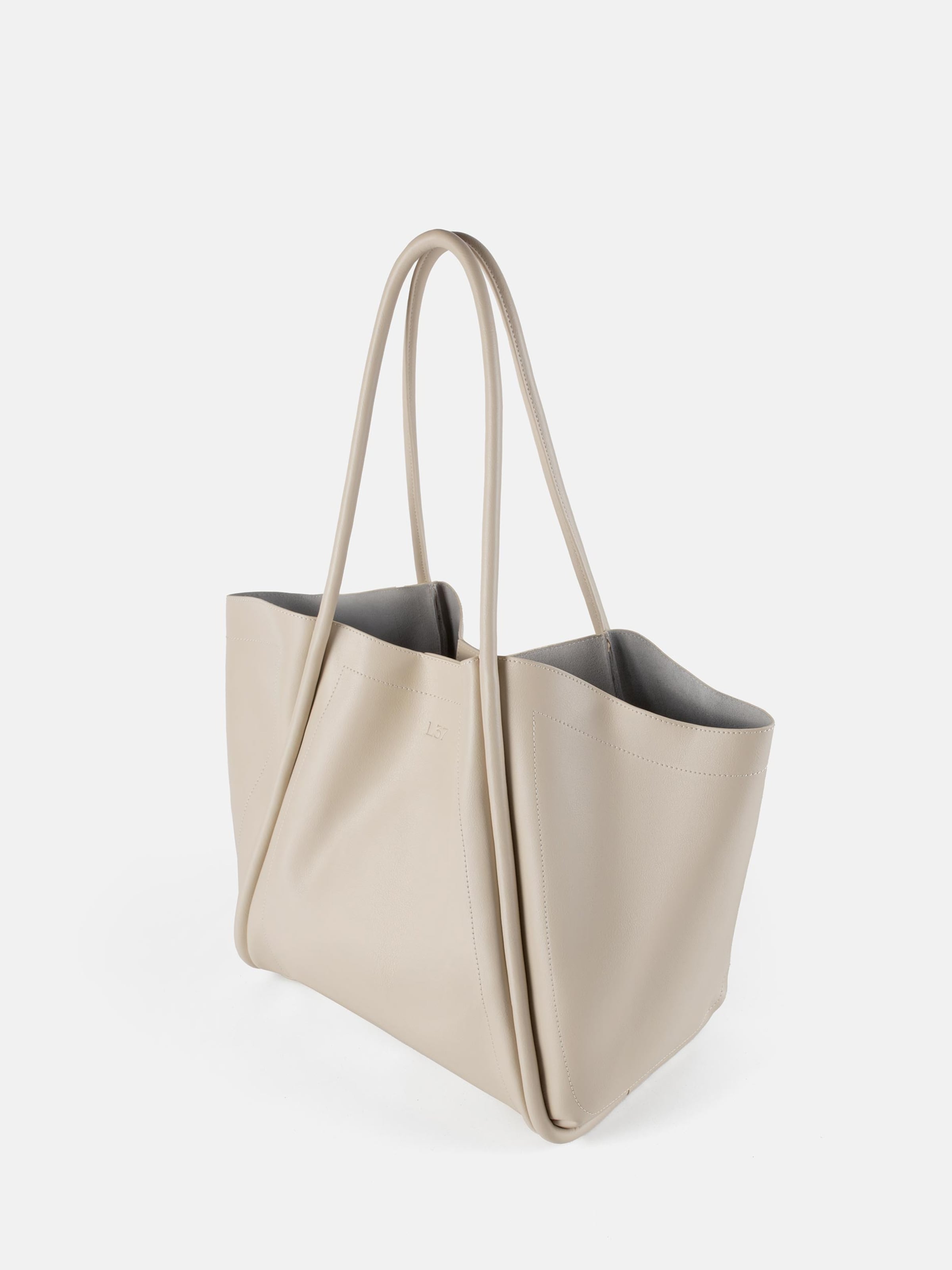 

L37 HANDMADE SHOES Шоппер 'BIG BIG WORLD NEW' в бежевом цвете