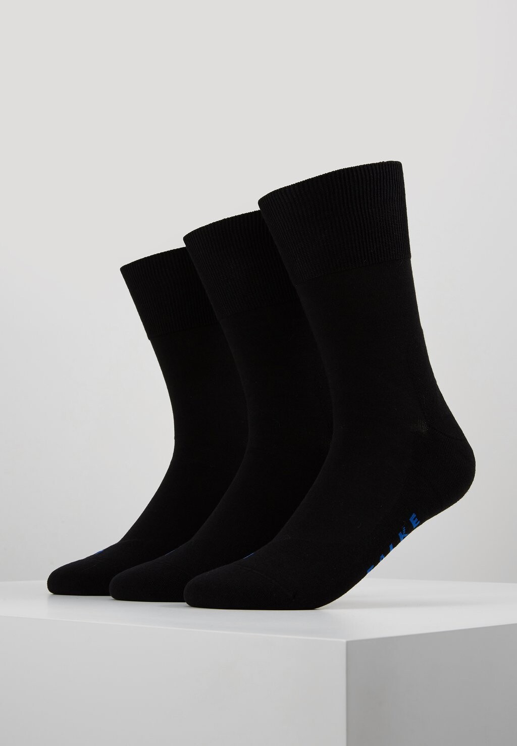 

Носки RUN 3-PACK UNISEX АНАТОМИЧЕСКАЯ ПЛЮШЕВАЯ ПОДОШВА FALKE, черный