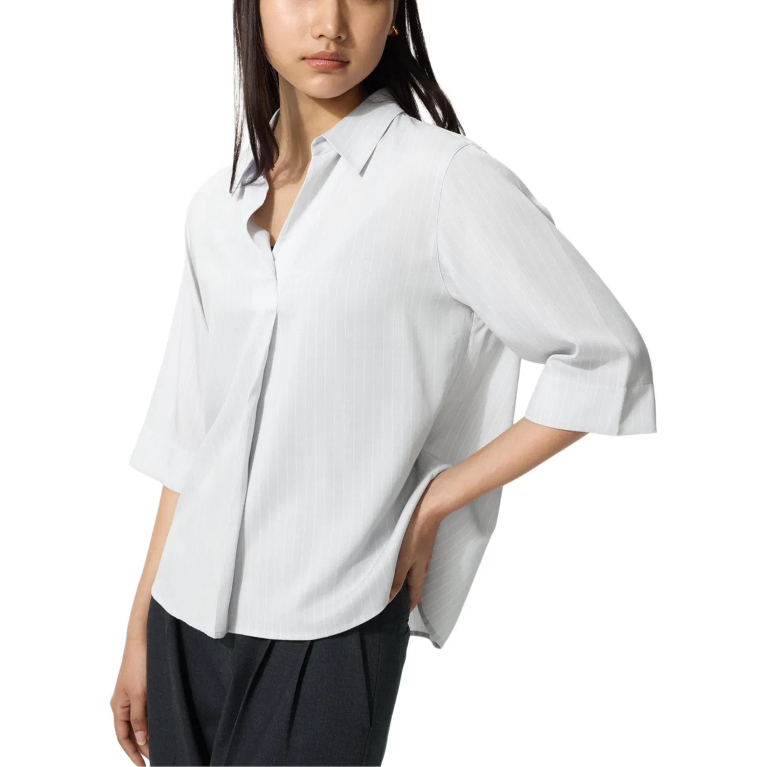Рубашка женская с полуоткрытым воротником Light Gray UNIQLO — фото 4