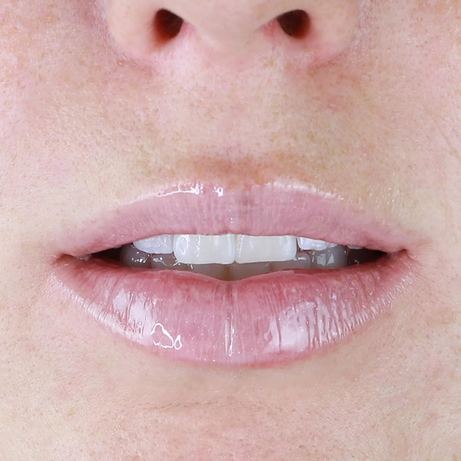 Блеск для губ Mineral Fusion Hydro Shine Lip Gloss, Париж, 0.5 унции — фото 3