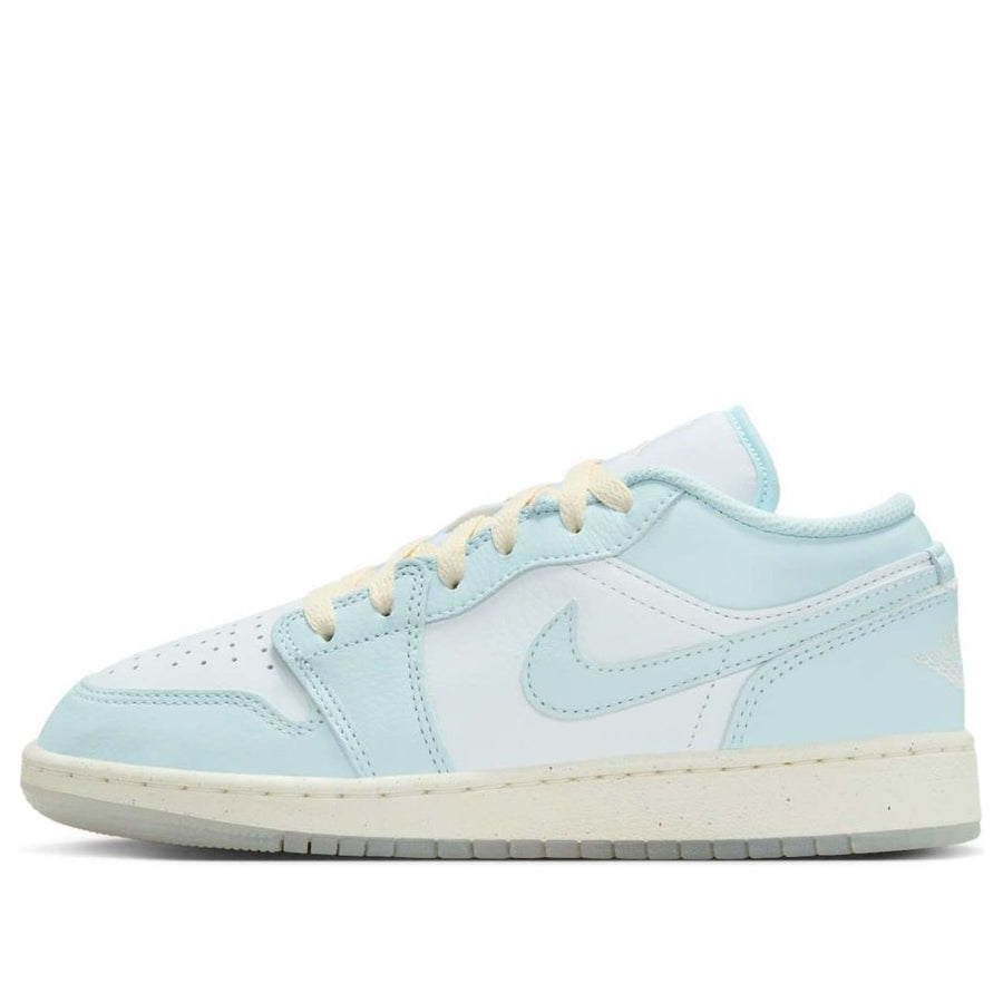 

Кроссовки (GS) Air Jordan 1 Low SE 'Glacier Blue', синий