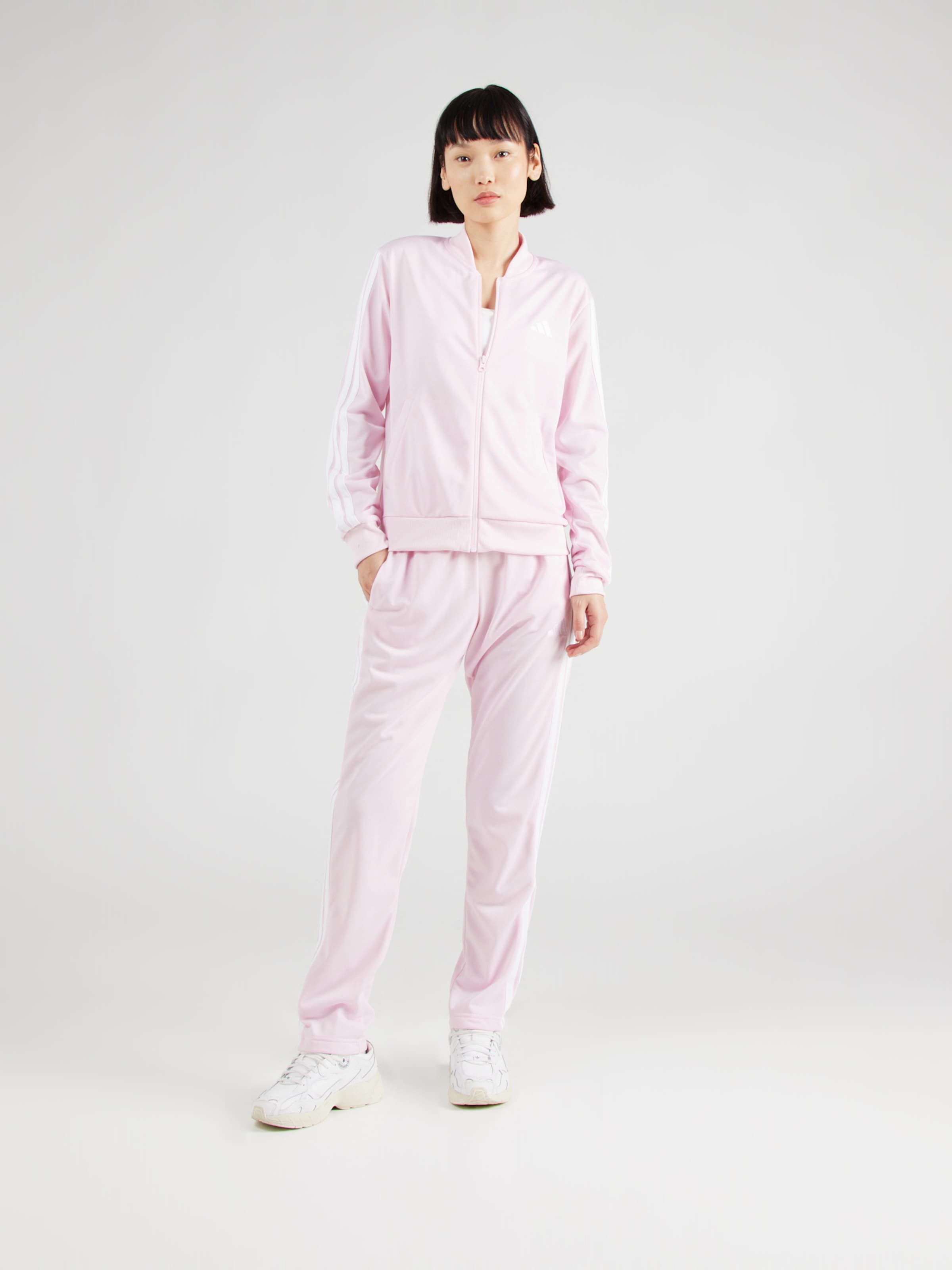 Adidas Sportswear Спортивный костюм 'Essentials' в цвете Rose — фото 3
