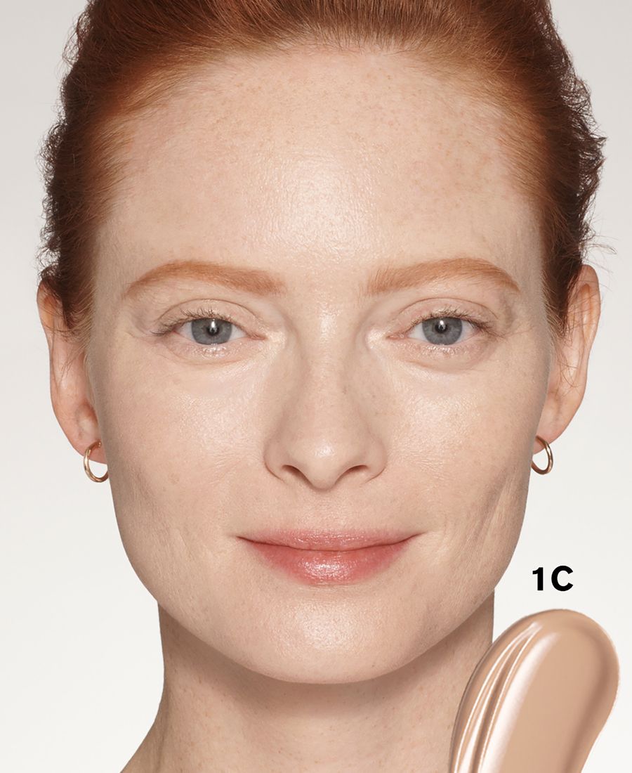 Футуристический осветляющий консилер Soft Touch с витамином С Estée Lauder, цвет 1c — фото 3