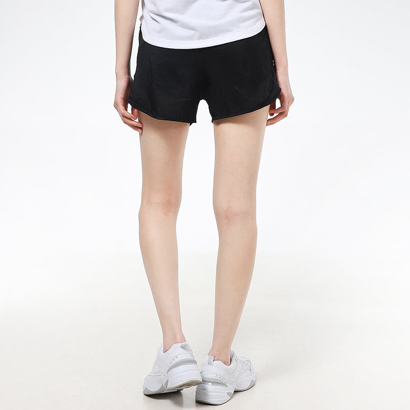Шорты (WMNS) Nike As Nk Run Dvn Tmpo Luxe 2in1 3 Woven Shorts Black DA1281-010 — фото 4