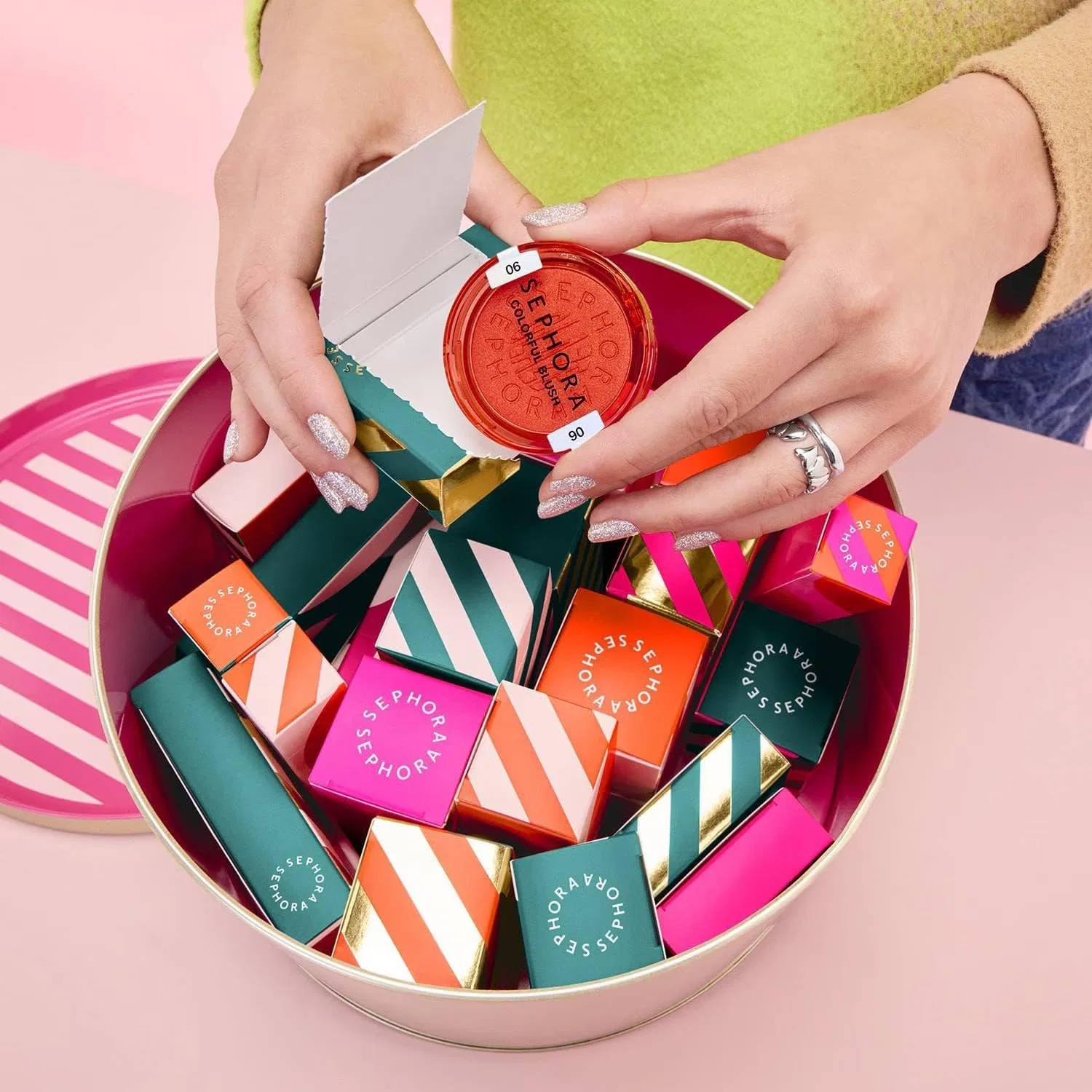 Премиум адвент-календарь Sephora 2025 (24 сюрприза) Sephora Favorites — фото 4