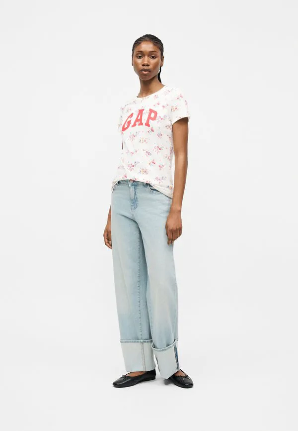 Футболки с принтом "франшиза", набор из 2 штук Gap, Summer Azalea