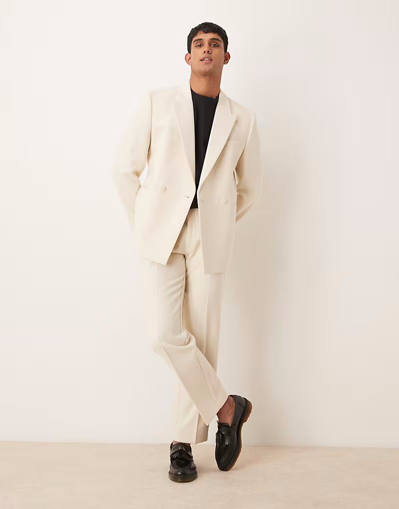 

Плотные прямые брюки ASOS DESIGN кремового цвета
