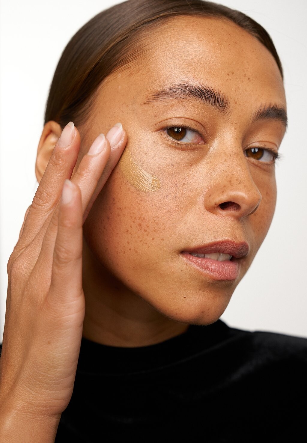 

Бронзеры и бронзаторы Revolution Pro Glow Edit Cream Contour & Bronze Revolution PRO, цвет light