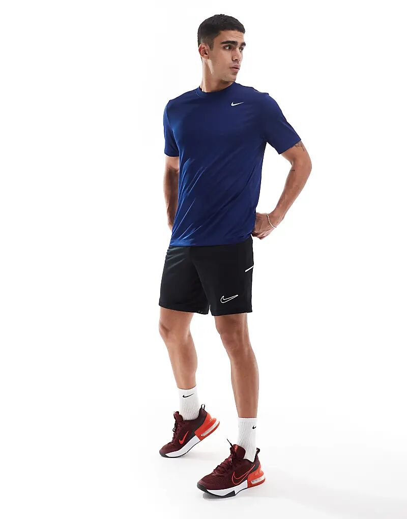 

Шорты Academy 25 Dri-FIT черного цвета Nike Football