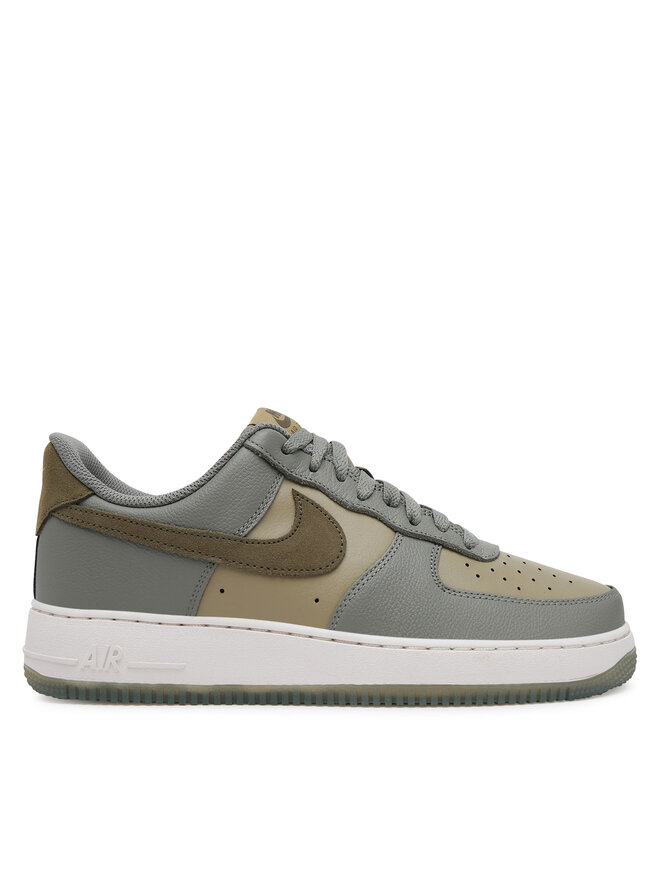 

Кроссовки Nike, серый