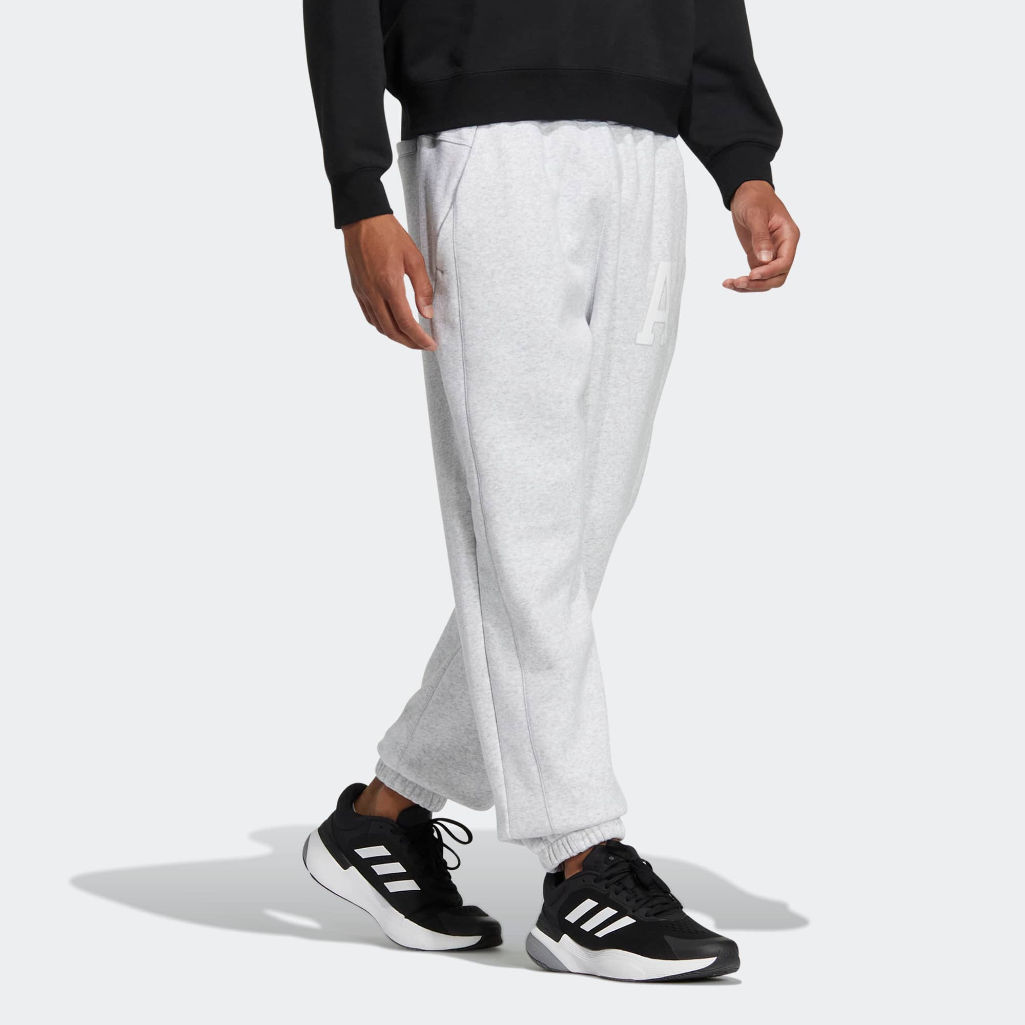 Спортивные брюки adidas Letter Pants Logo IB2721 — фото 4