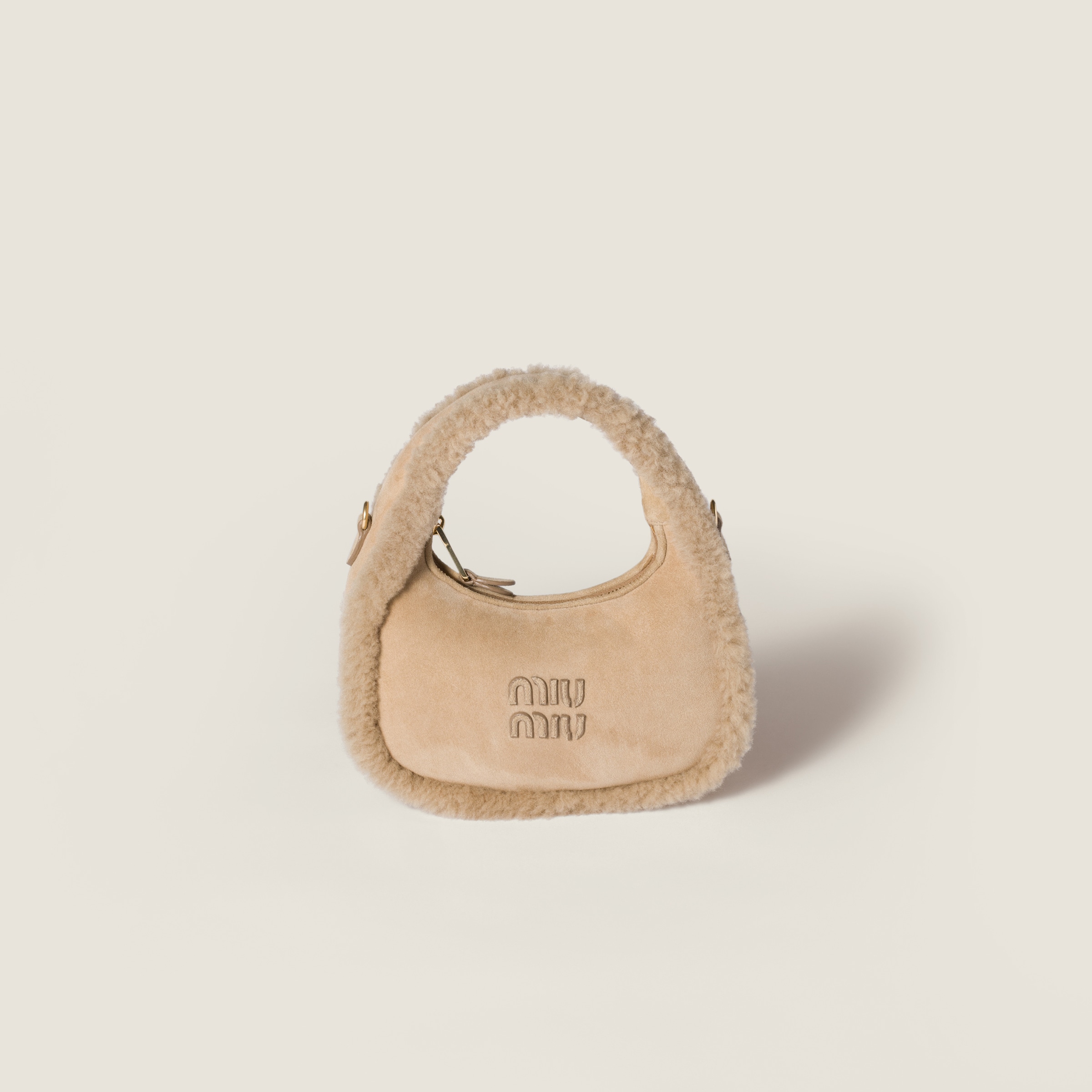 

Сумка wander из овчины MIU MIU, песочный бежевый