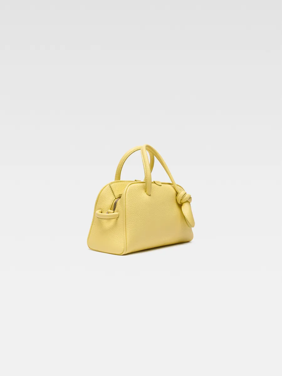 

Небольшая мягкая сумка туризм Jacquemus, светло-желтый