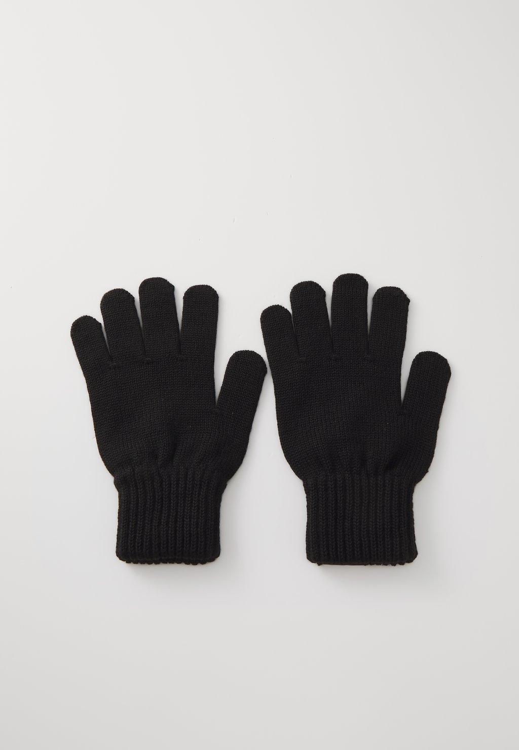 

Перчатки MOUNTAIN CORE GLOVES UNISEX EA7 Emporio Armani, черный