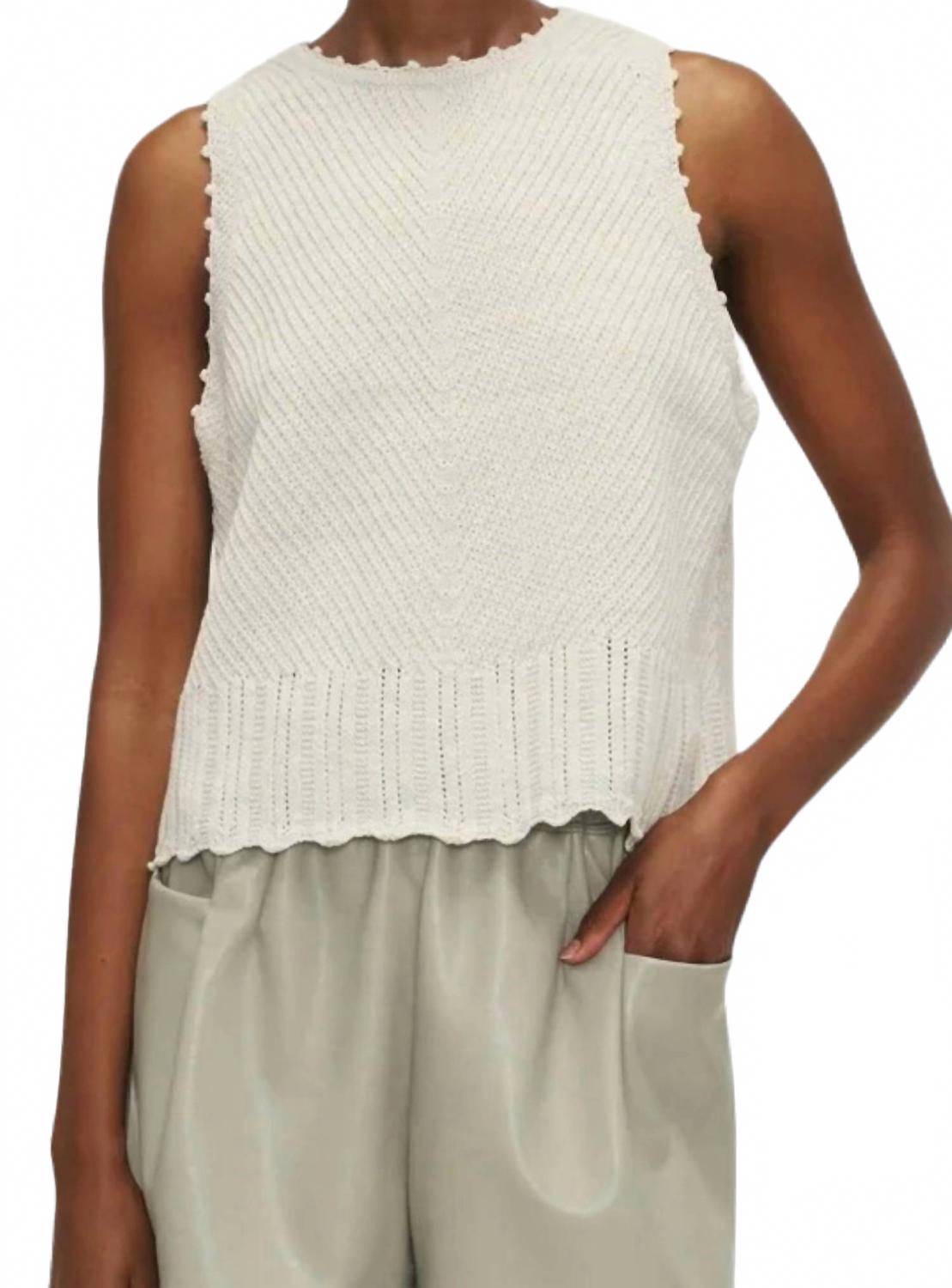 

Genesis Кроптоп без рукавов в светло-шалфейном MELISSA NEPTON, Light Sage