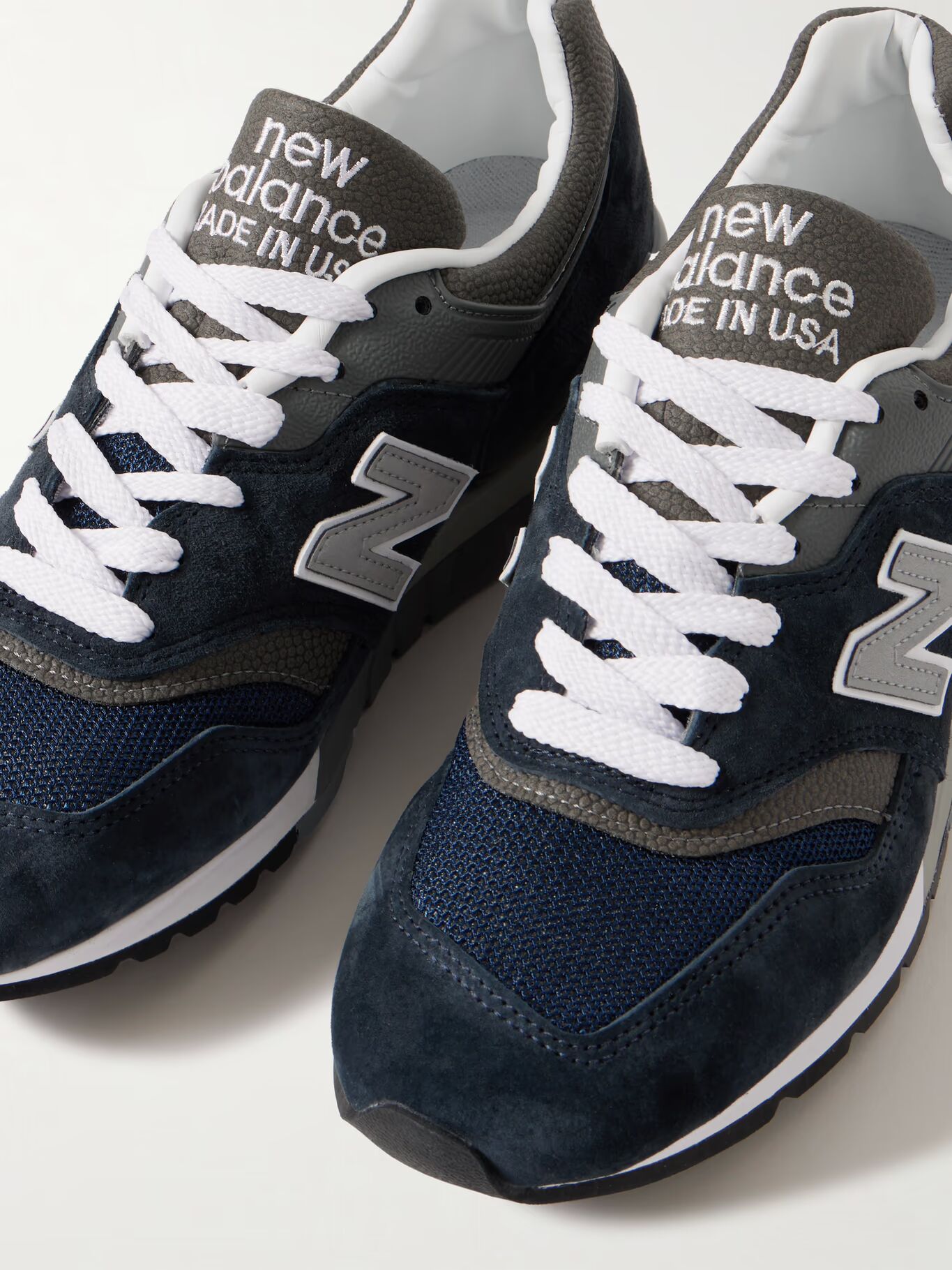 

Кроссовки MiUS 997 из замши, сетки и кожи NEW BALANCE, темно-синий