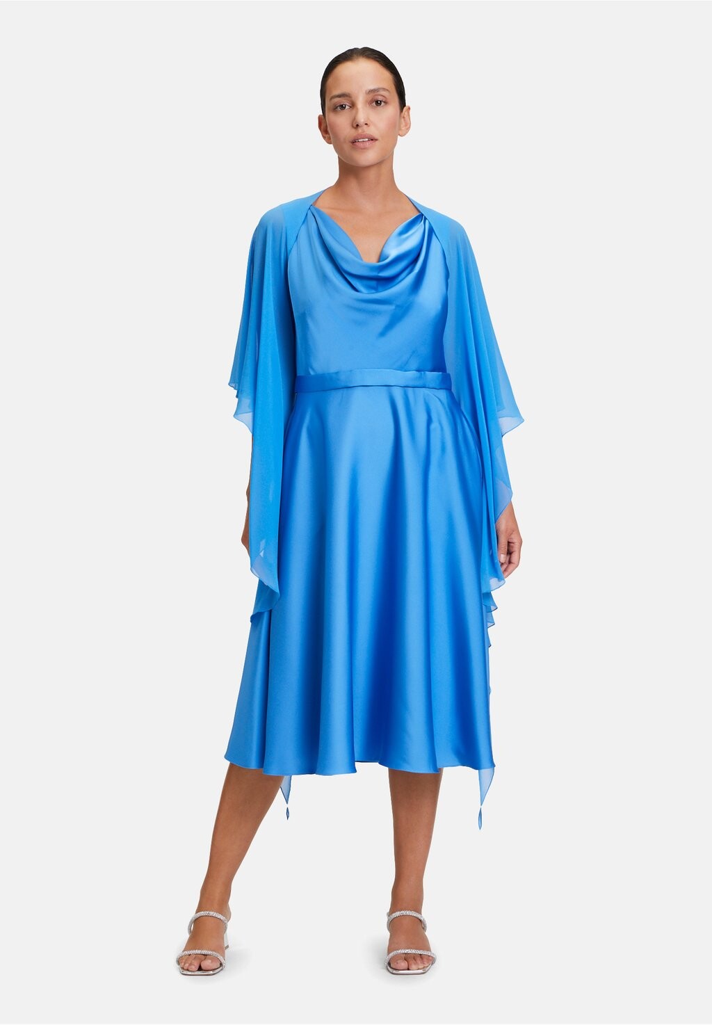 

Туника CHIFFONSTOLA MIT WEICH FALLENDER Vera Mont, синий