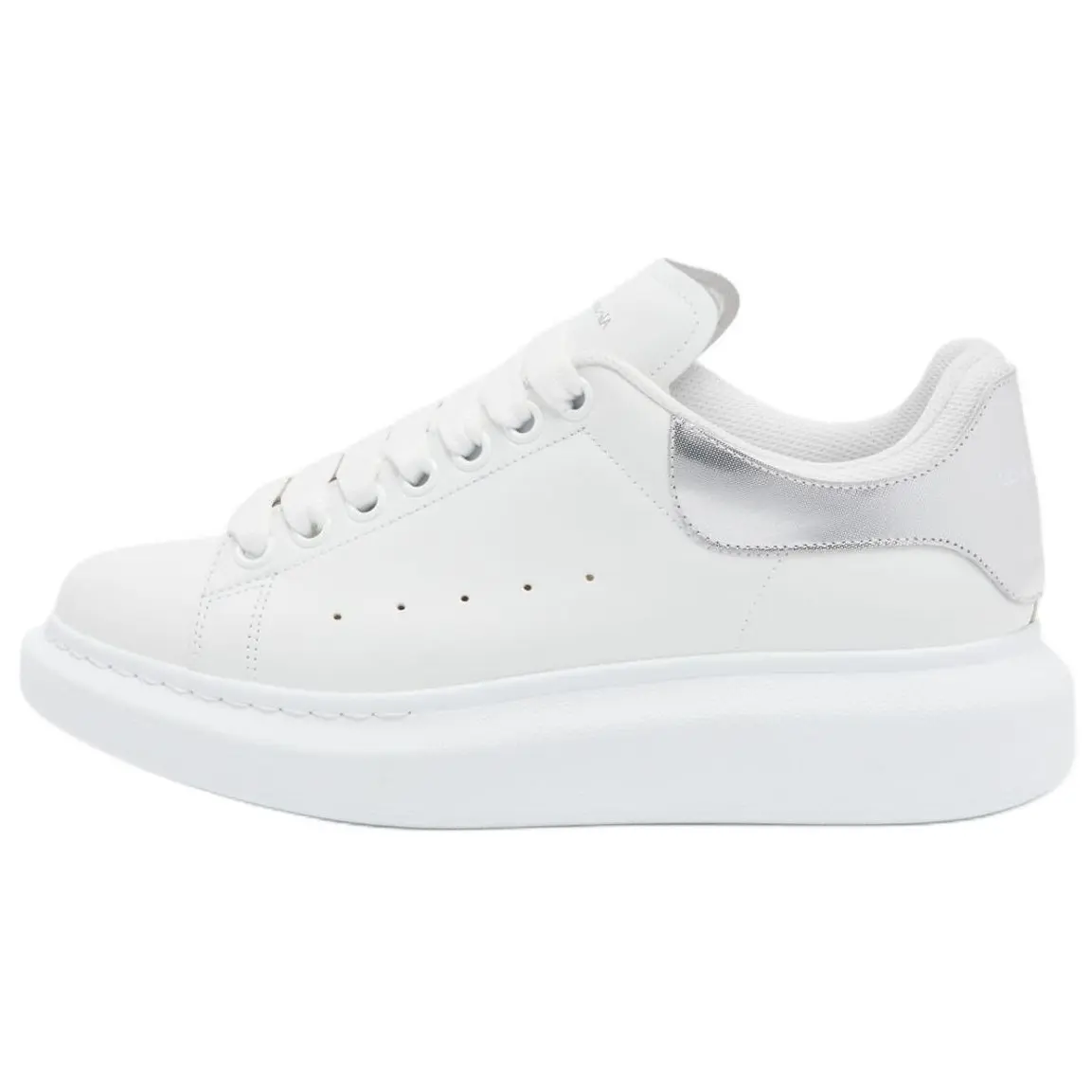 Кроссовки женские Alexander Mcqueen низкие, белый
