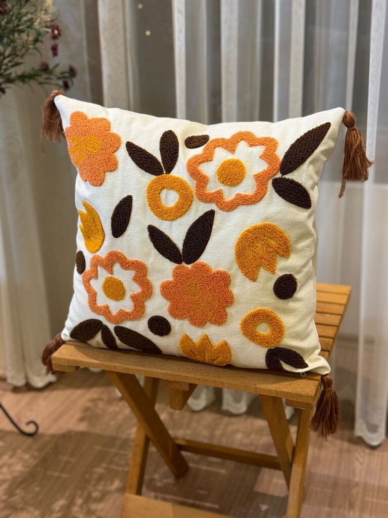 

Evila Originals, Punch Cushion v1 - Orange, подушка, оранжевый, 100 % ПОЛИЭСТЕР, 43 x 43 см