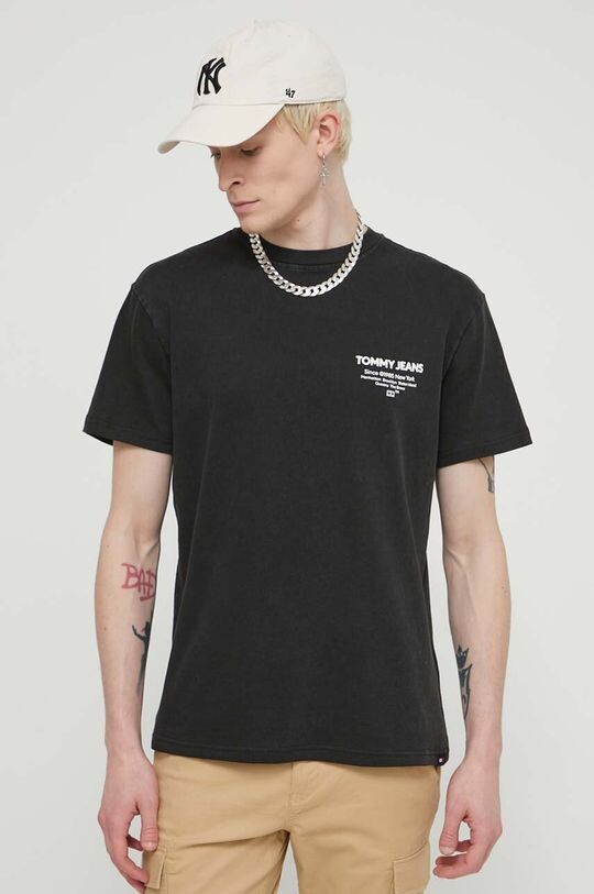 

Хлопковая футболка Tommy Jeans, черный