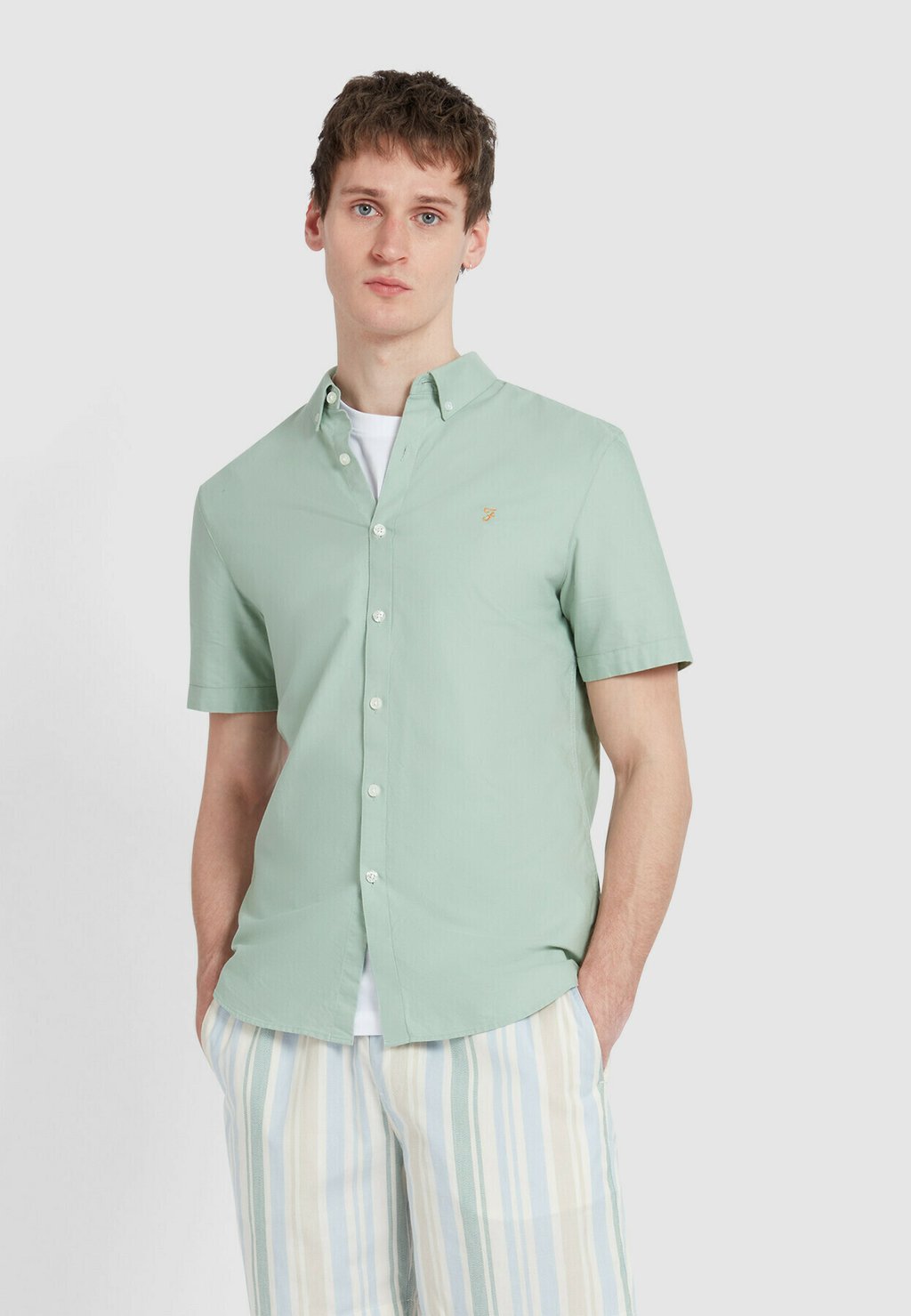 

Рубашка BREWER SHORT SLEEVE SLIM FIT OXFORD SHIRT Farah, зеленый
