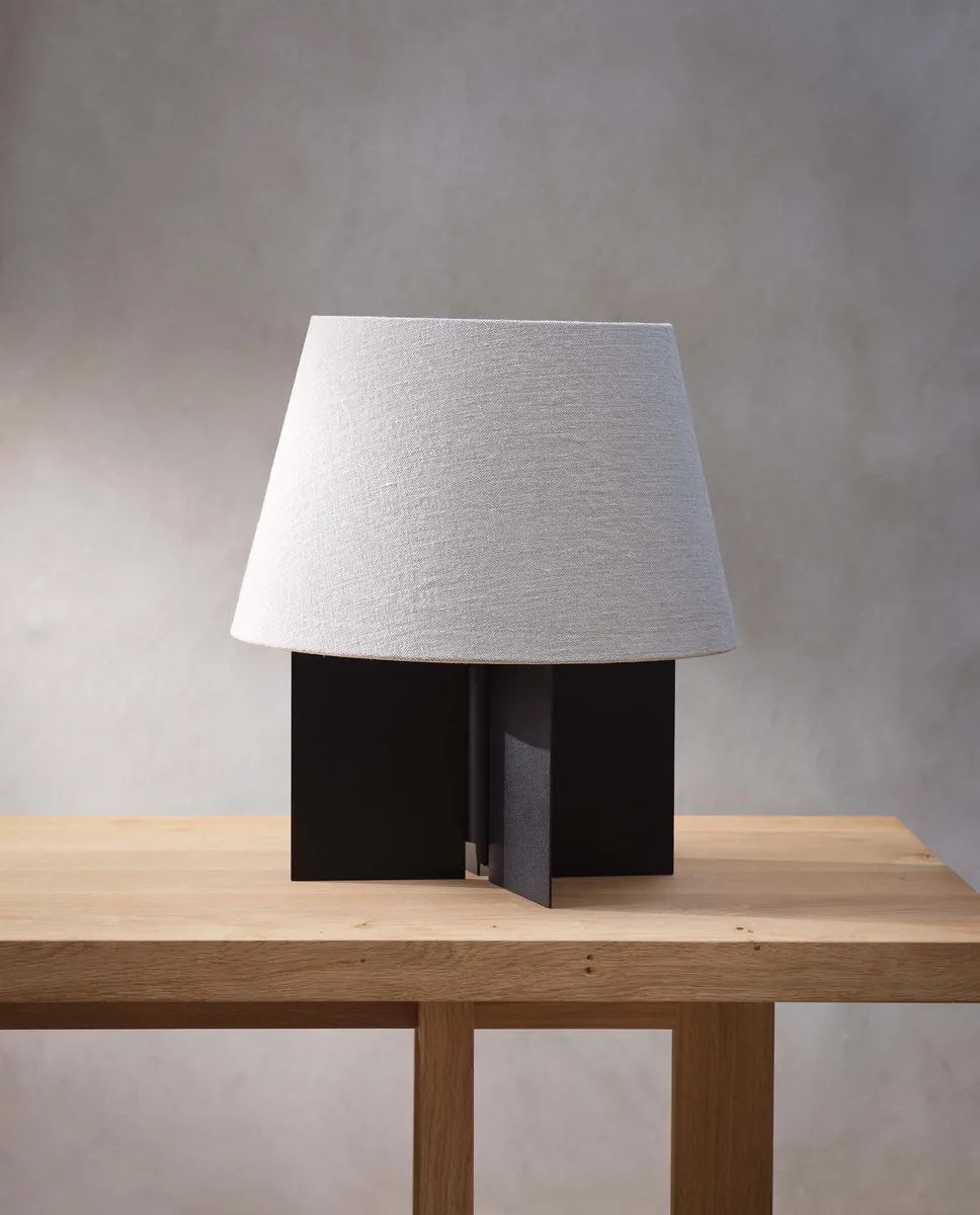 

Настольная лампа 01 Zara Home, черный
