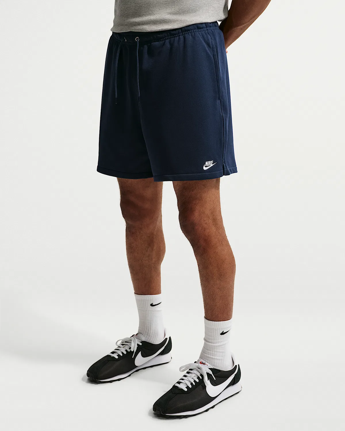 Мужские шорты Nike Club из французского флиса Flow, Obsidian/Obsidian/White — фото 2