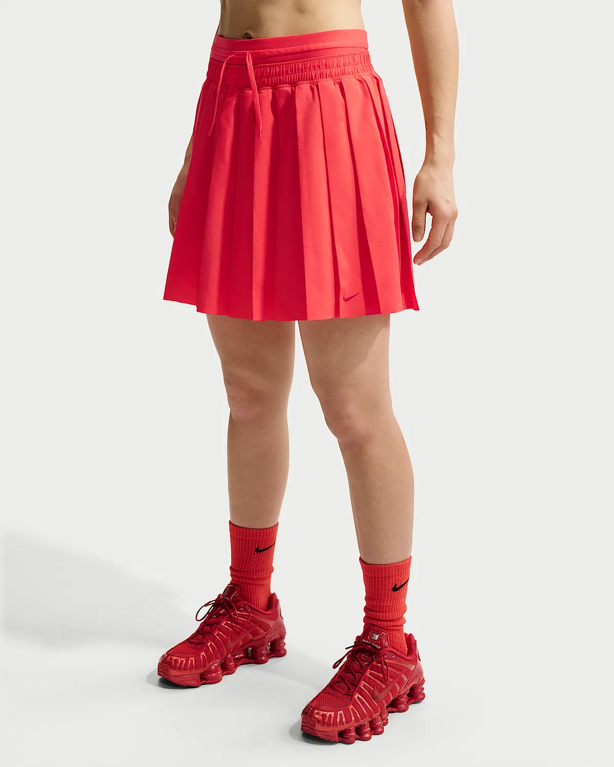 Женская юбка со складками средней посадки Nike Sportswear, Light Crimson/Light Crimson — фото 2