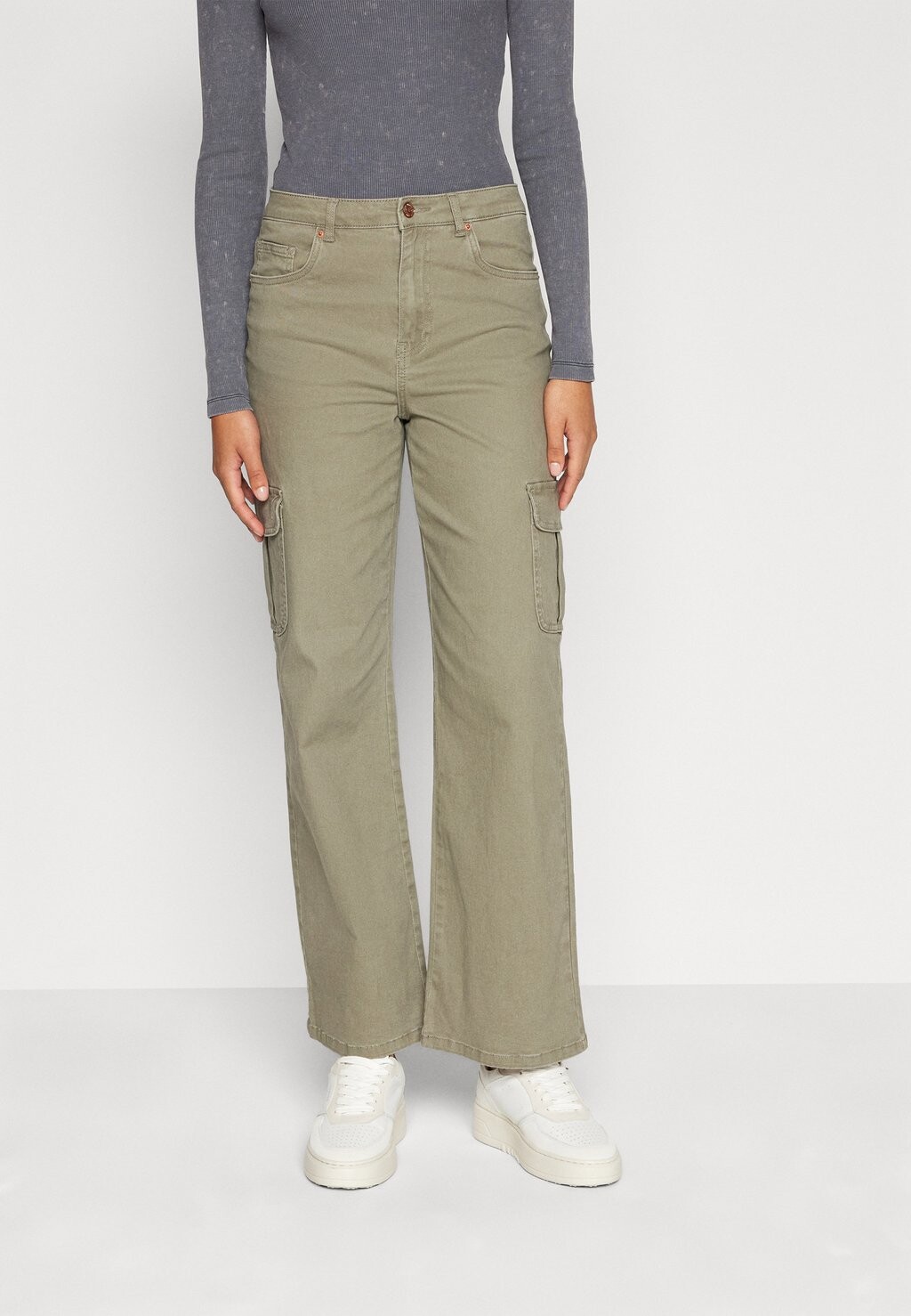 

Брюки карго VMTESSA WIDE PANTS Vero Moda, зеленый