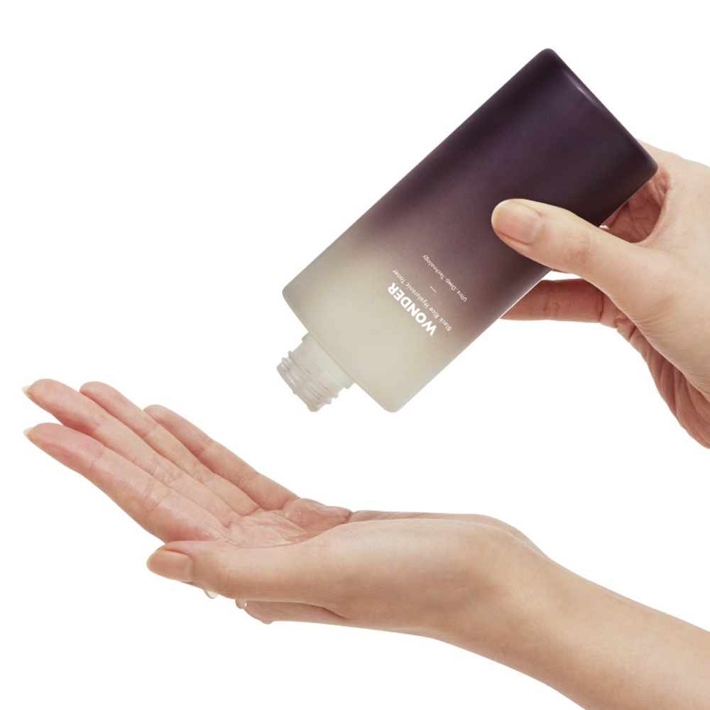 

Тоник для лица black rice hyaluronic toner Haruharu Wonder, объем 150 мл