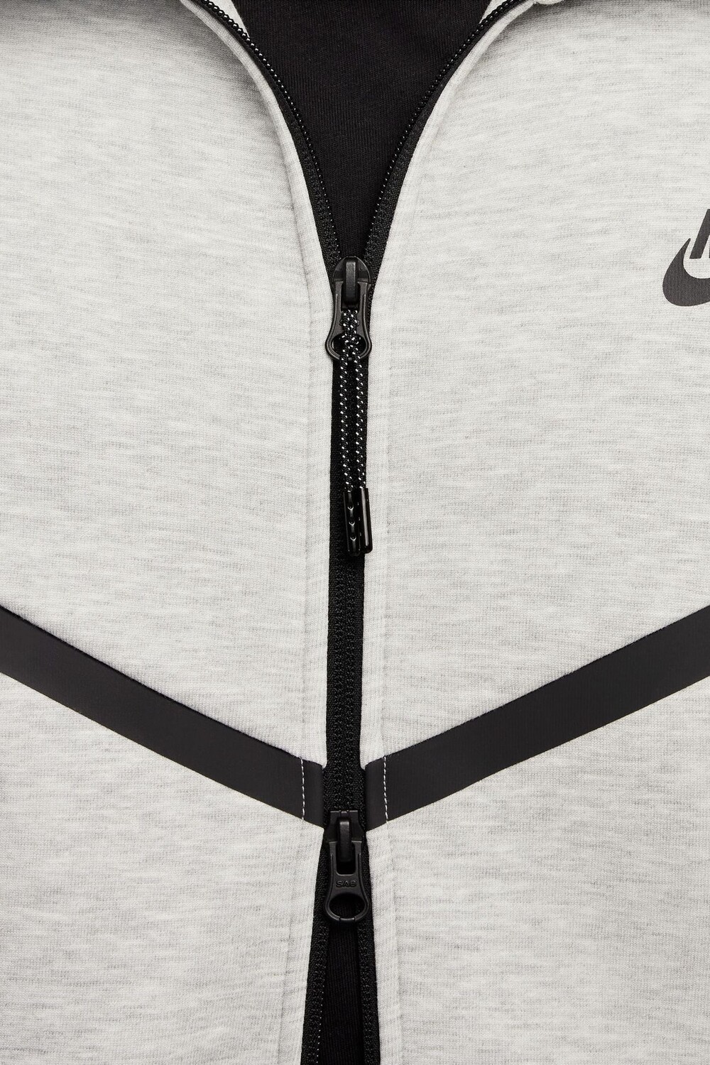 Толстовка с капюшоном из технологического флиса с застежкой молнией Nike, серый — фото 4