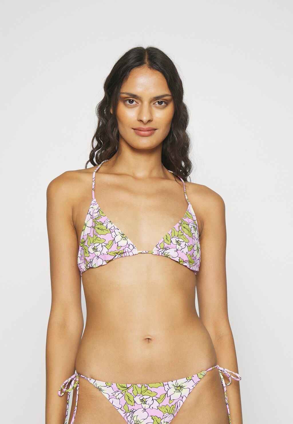

Верх бикини String Tory Burch, цвет aster pink bold