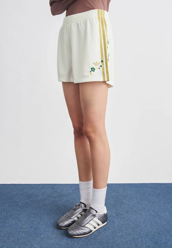 Шорты Adidas Originals, Off-White