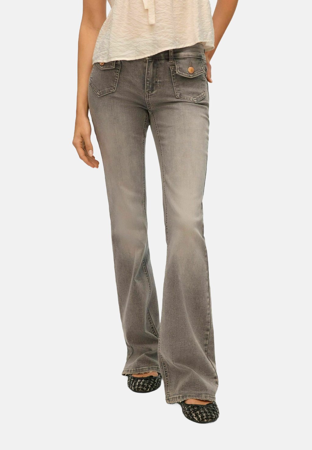 

Джинсы Bootcut AUSGESTELLT VMJEAN NIEDRIGE AUSGESTELLT Vero Moda, цвет Light Grey Denim