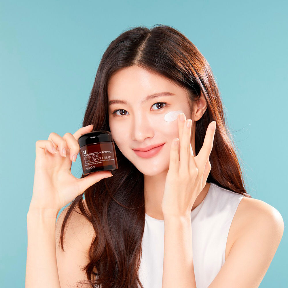 Крем для лица Mizon — Увлажняющий для ухода за лицом All in one snail repair cream, 75 мл — фото 4