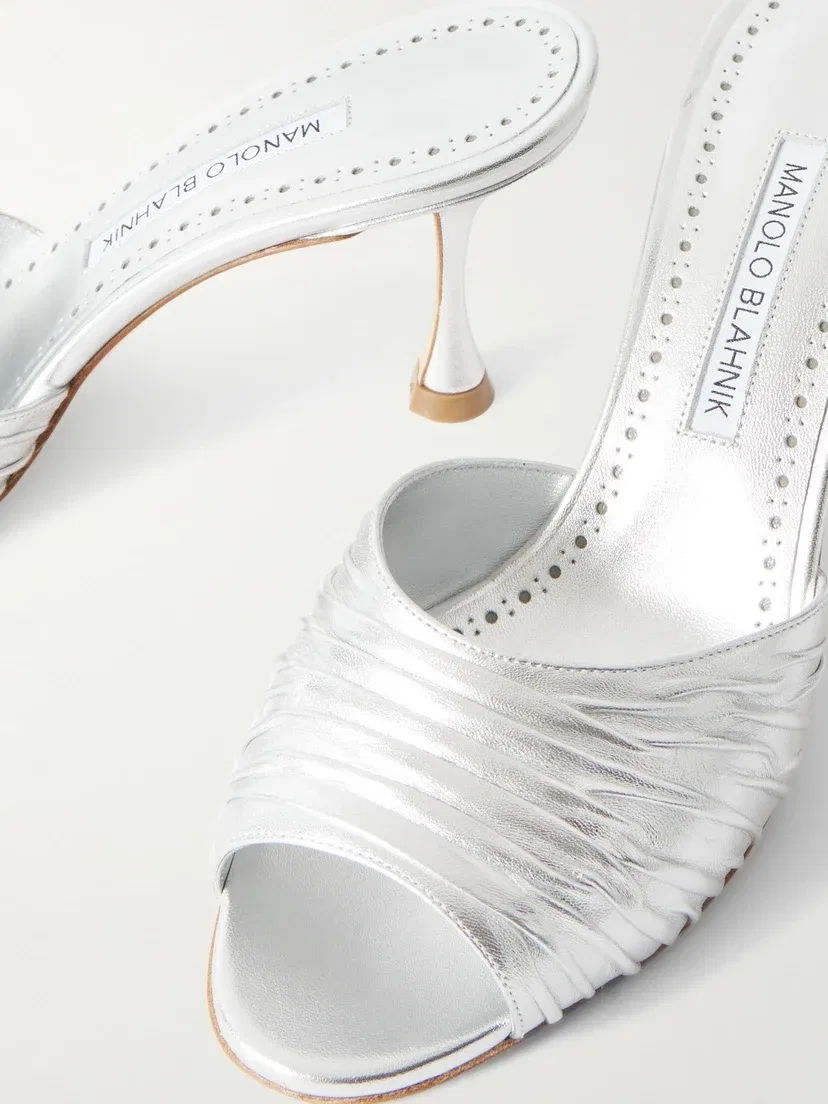 Пируя 70 мюли из мятой металлической кожи Manolo Blahnik, серебряный — фото 4