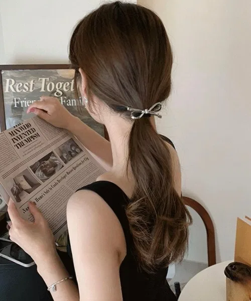 Резинка для волос с серебряным бантом E&C closet — фото 3