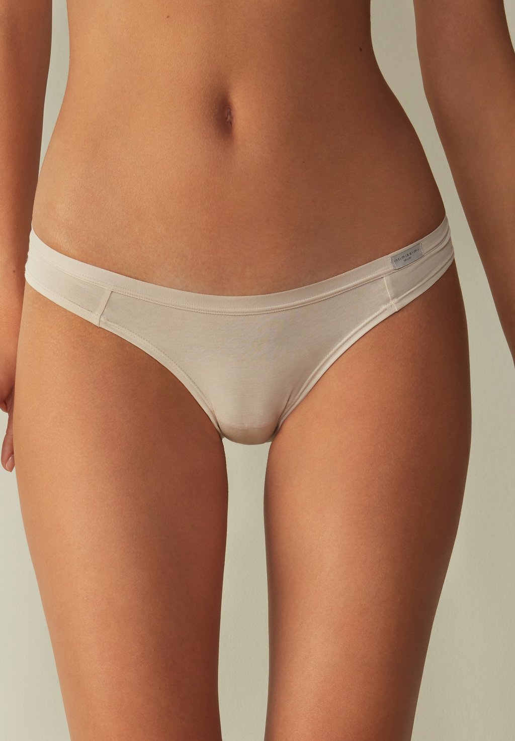 

Стринги Intimissimi, кремовый