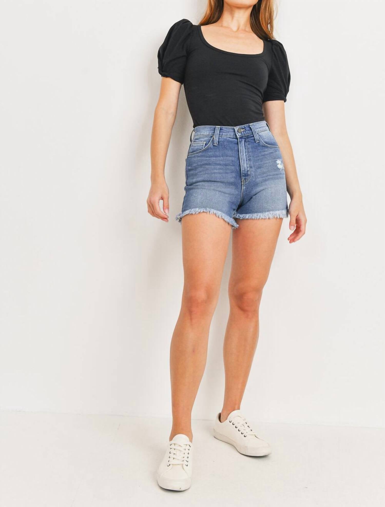 

Шорты Jessa в средней части демина JUST BLACK DENIM, цвет medium demin