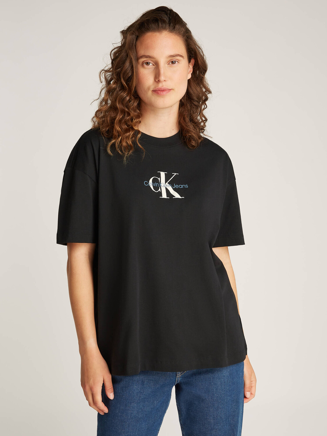 

Футболка CALVIN KLEIN JEANS Relaxed fit, черный