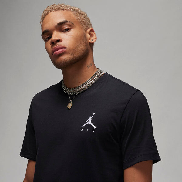 Футболка Air Jordan Jumpman Air Embroidered T-Shirt'Black', черный — фото 2