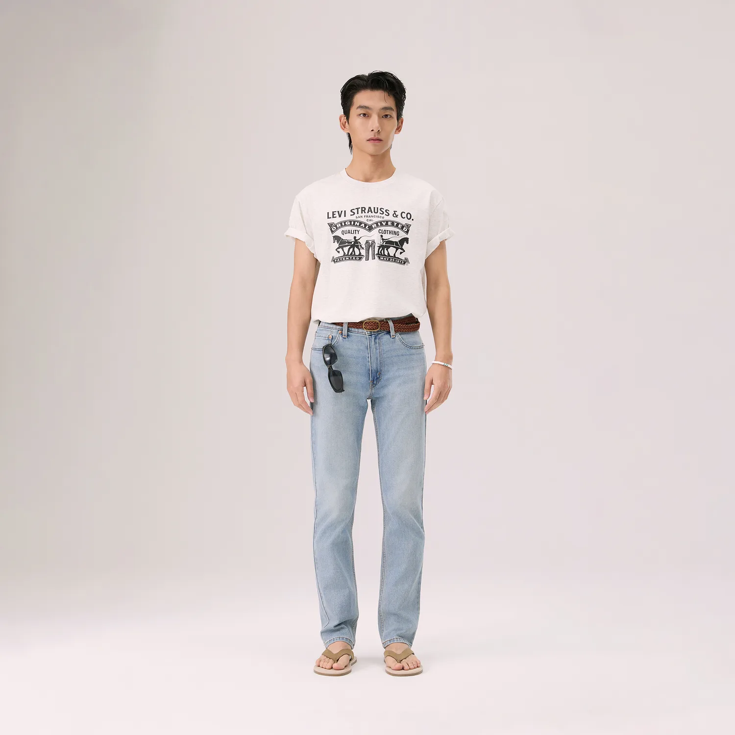 Levis Футболка Unisex Heather Gray Crew Neck тонкая прямая посадка — фото 4
