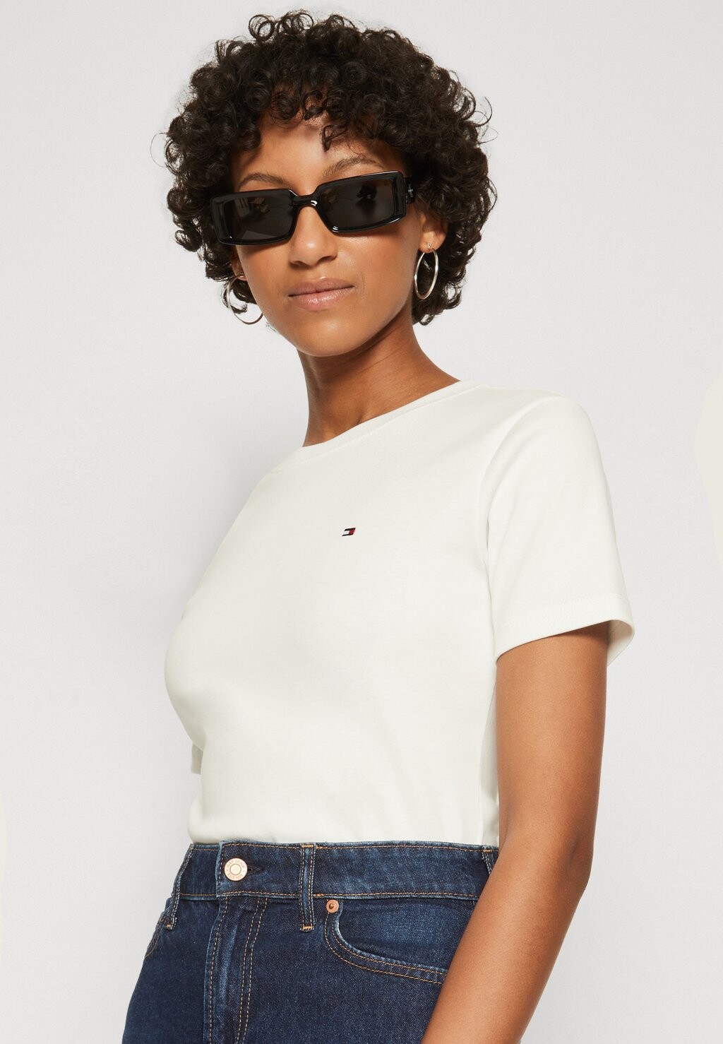 Футболка с принтом New Slim Cody Tommy Hilfiger, цвет ecru — фото 4