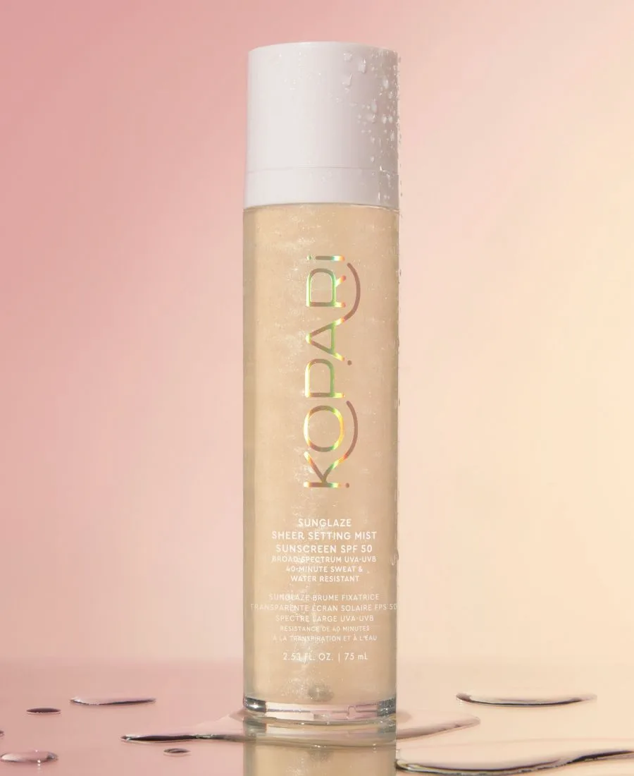 Kopari Beauty Успокаивающий спрей для фиксации макияжа Sunglaze Sheer Setting Mist с солнцезащитным фактором SPF 50 — фото 2